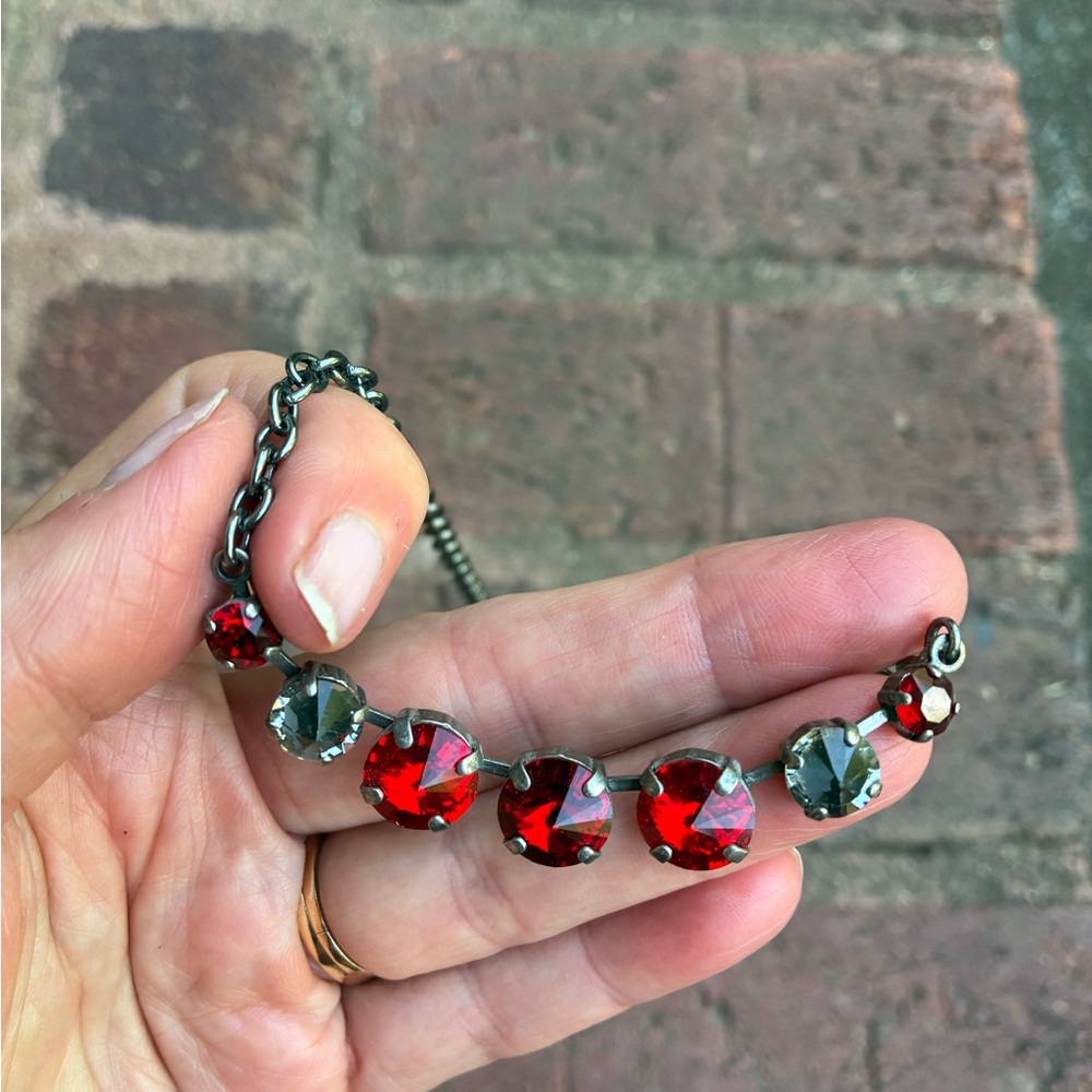 Hostess Exclusive Sabika Red and Gray Necklace